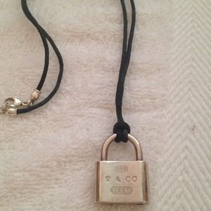 Tiffany &Co. Authentic Necklace