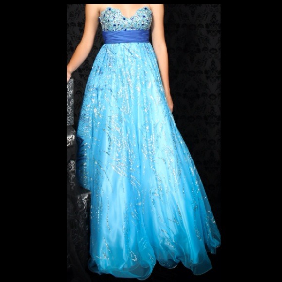 Javoni prom dress