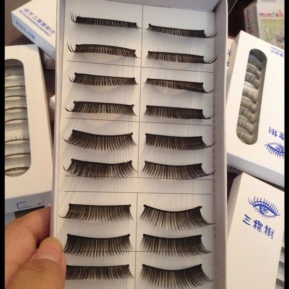 Eyelashes