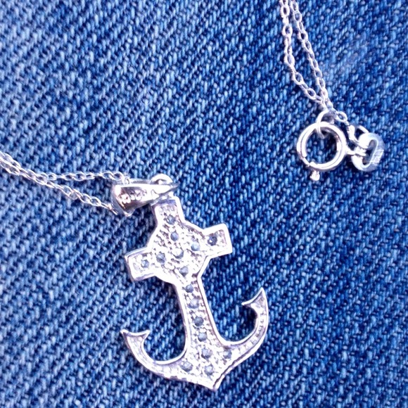 NWT! Sterling Silver Anchor Necklace! - Picture 2 of 4