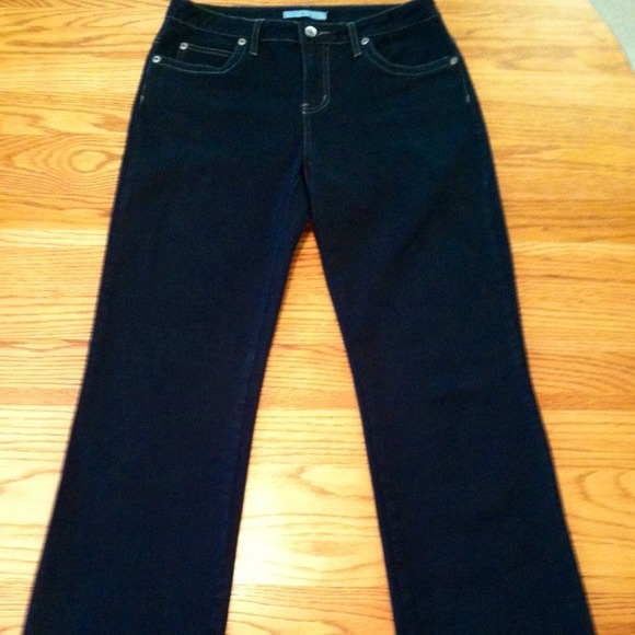 Bundled CAbi jeans - Picture 3 of 4
