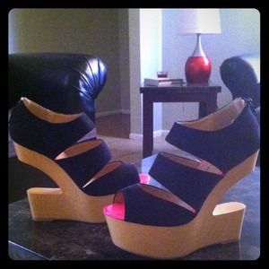 Super cute platform shoes.