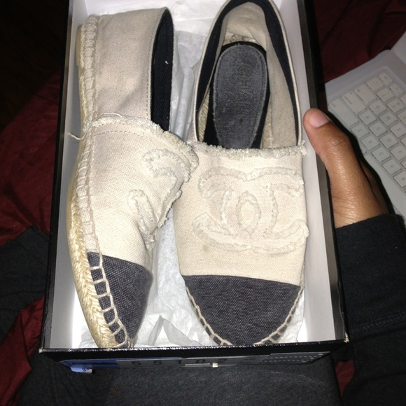⚠RESERVED for price96⚠ Chanel Canvas Shoes