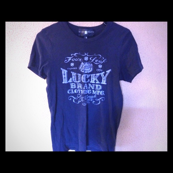 Lucky brand T-shirt