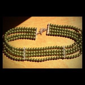 New! Vintage Green Victorian-Inspired TripleStrand Choker!