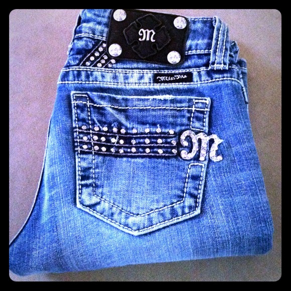 SOLD Size 26 Miss Me Jeans