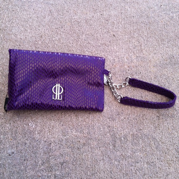 Jennifer Lopez wristlet