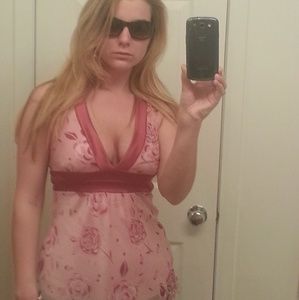 💕NWT Pink Chiffon Top 💕 NWT