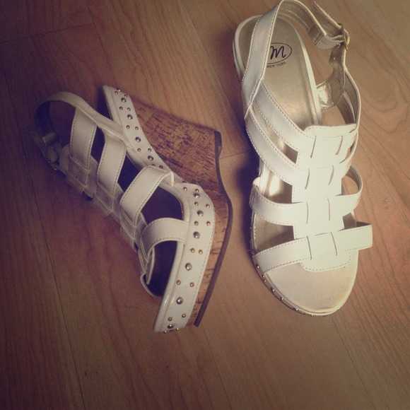 SM new york wedges