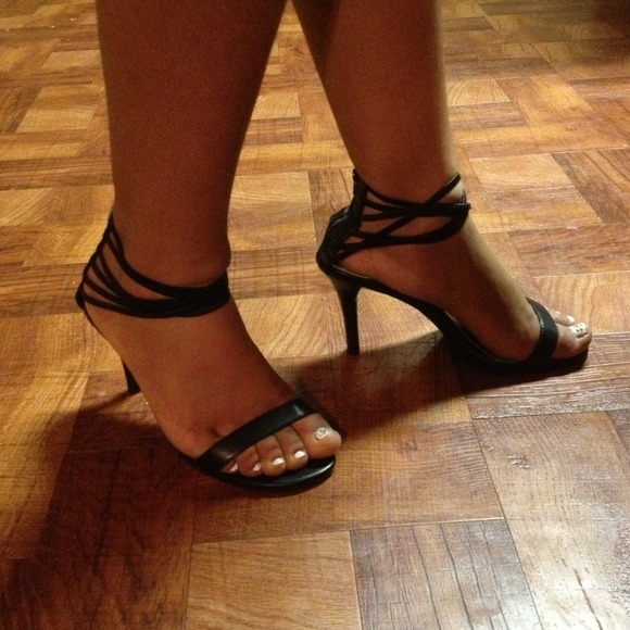 Strappy Sandals - Picture 2 of 3