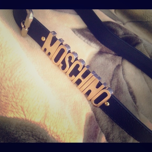 Moschino belt