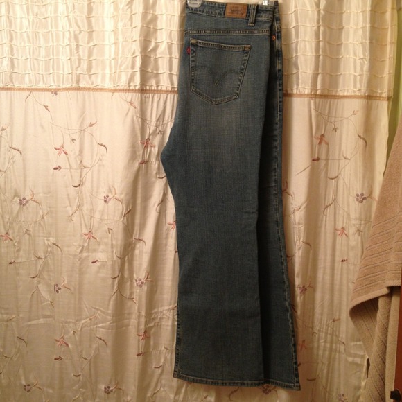 Levi's 22M jeans