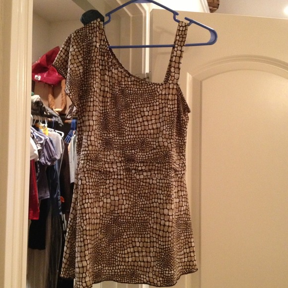 Suzie couture top