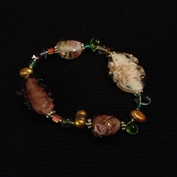 Glass bead bracelet by Premiere Designs