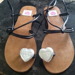 Adorable Victorias Secret "Love Pink" Sandals.