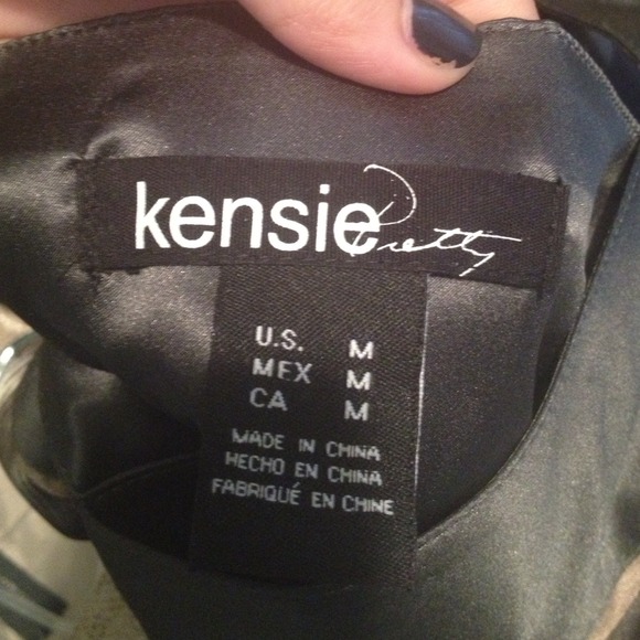 Kensie Top - Picture 2 of 3