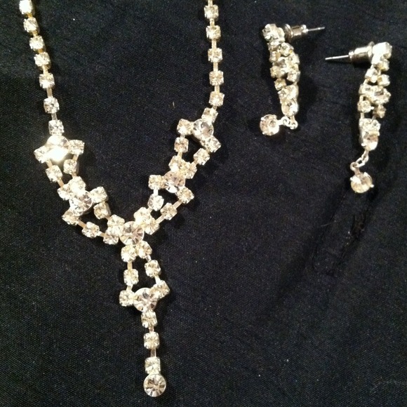 Matching set of prom jewelry