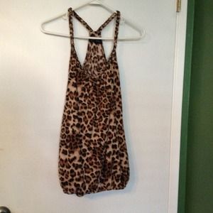 Leopard bubble tank.