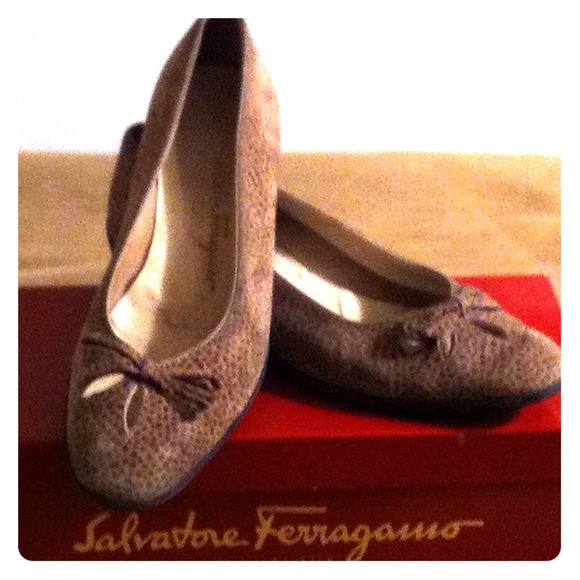 Leopard print flats