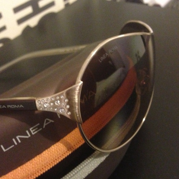 Línea Roma Sunglasses main image 4