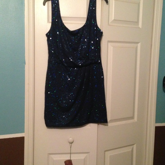 Blue sequin party dress