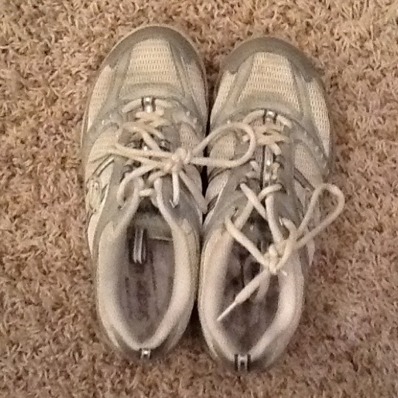 SOLD!  Sketchers shape up shoes