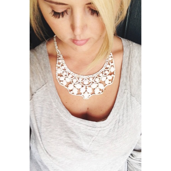 **SOLD** Forever 21 Necklace -Brand New