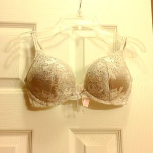 TRADE for @Beckckcka_  Victoria's Secret