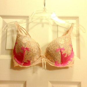 Victoria's Secret Very Sexy Push Up