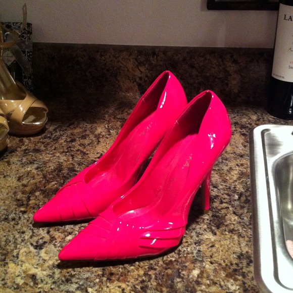 *On hold for creceac10*Hot Pink Heels~5.5