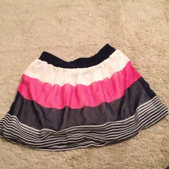 Blue, pink, and white skirt - Picture 1 of 2