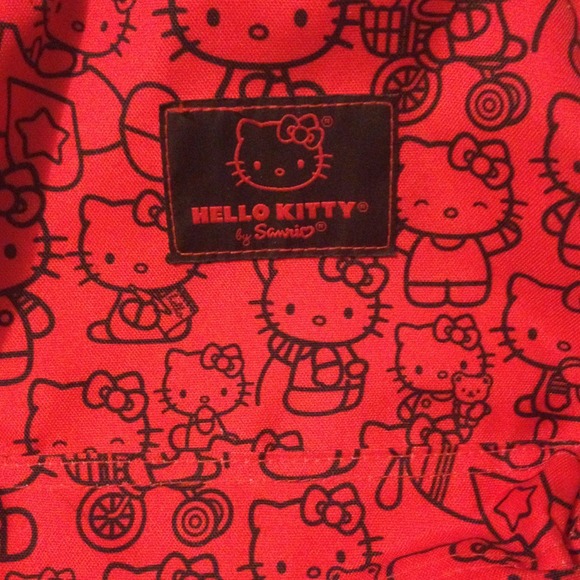 Hello Kitty Backpack - Picture 2 of 2