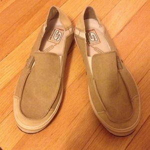 @ejica85 Mens relaxed step Skechers canvas slipons