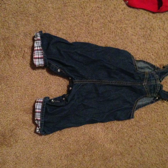 *BUNDLE* jean overalls and red collard shirt - Picture 2 of 3