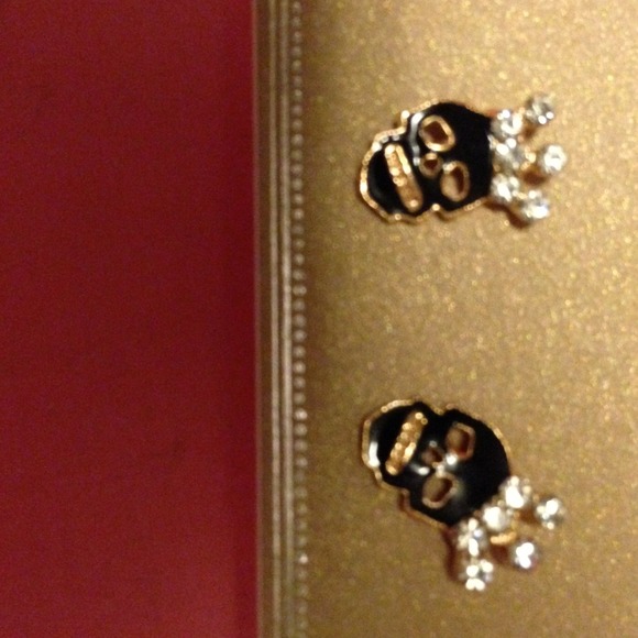 Three set earring studs - Picture 2 of 2