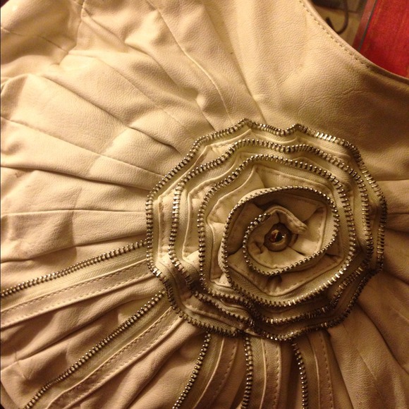 Big Buddah purse - Picture 2 of 2