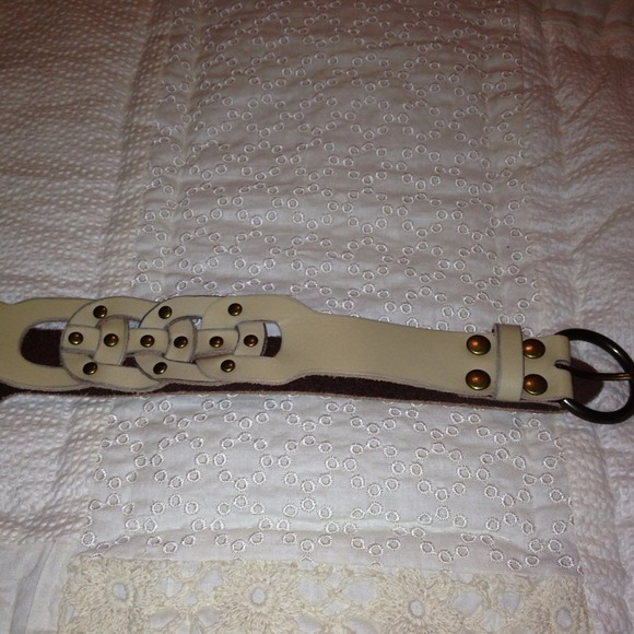 Super cute belt size S