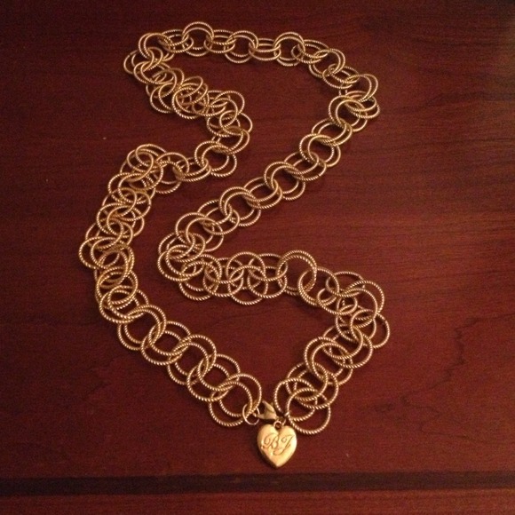 Betsey Johnson gold necklace