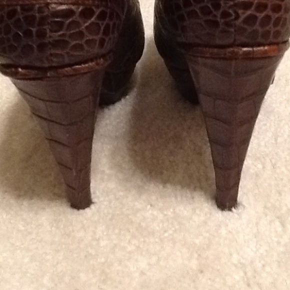 Max Studio platform heels - Picture 2 of 2