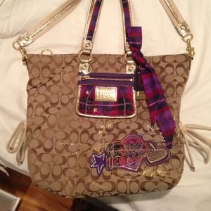 AUTHENTIC Used Coach Poppy Shoulder/Tote bag