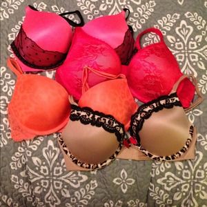 various styles, all push ups VS intimates