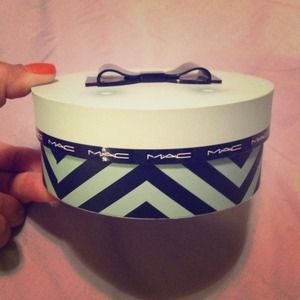 4 Mac eyeshadows crushed metallic pigment