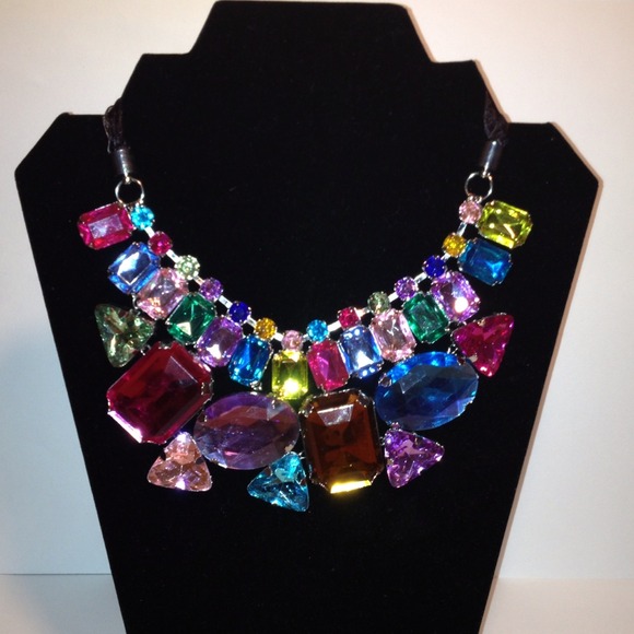 Be jeweled with this necklace