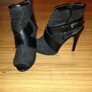 Black Nine West high heel booties