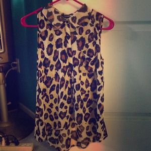 Chiffon Leopard Sleeveless Top