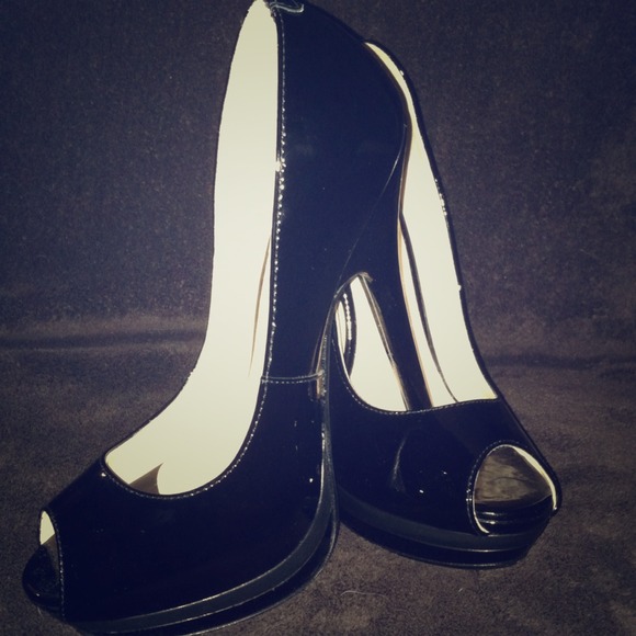 Andrea Peep toe pumps.