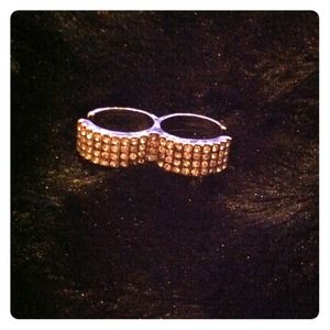 Double Finger Ring