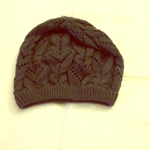 ?Bundled?Grey beanie hat