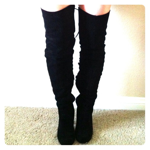 NWOT Steve Madden Thigh High Black Suede Boots