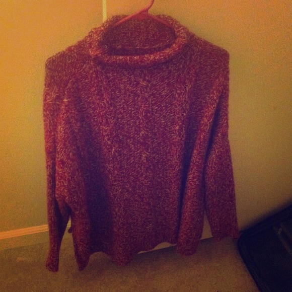 Zara sweater. Red and white - Picture 1 of 2